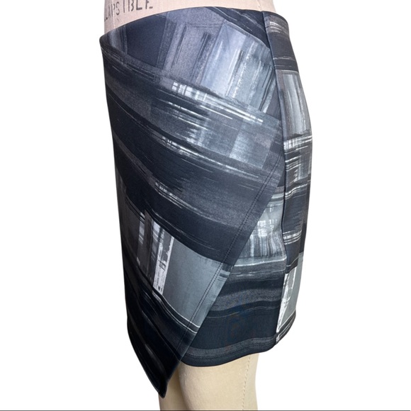 Faux wrap pencil skirt S - Picture 2 of 4